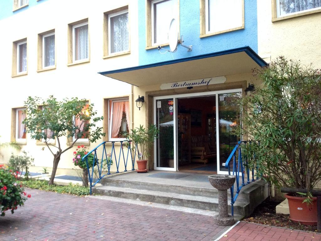 Hotel Bertramshof Wismar Bagian luar foto